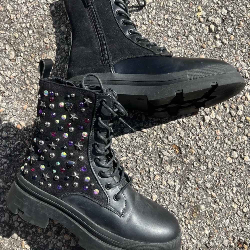 Steve Madden Combat Boots size 5